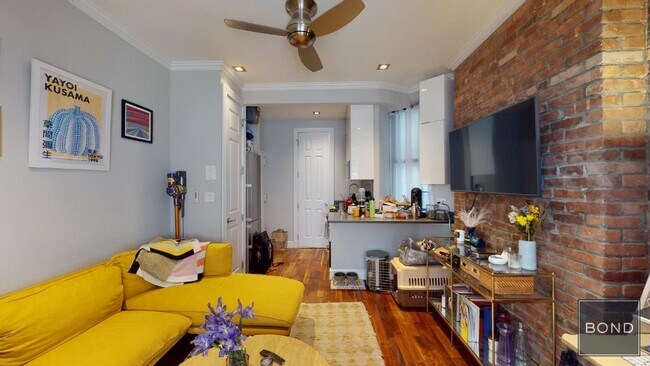 Foto del edificio - 246 Mott St