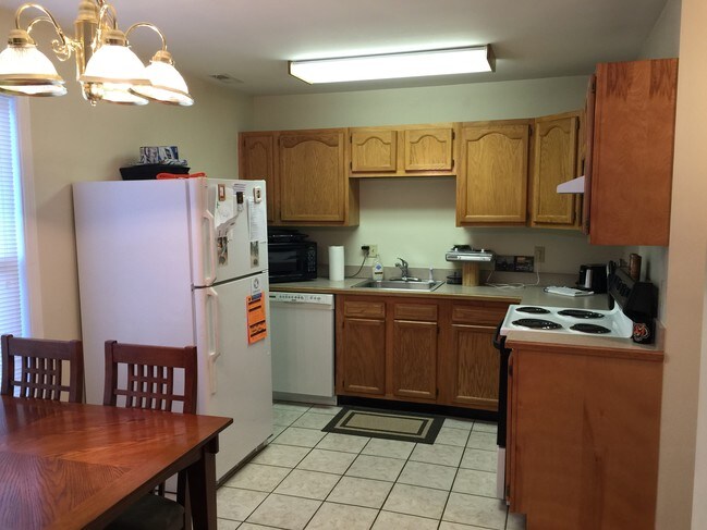 Foto del interior - 3344-3348 Patterson Rd