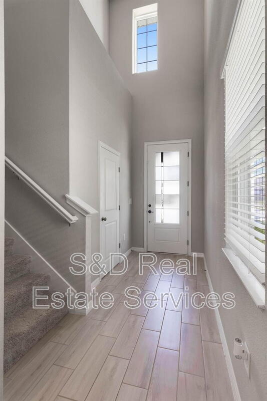 Building Photo - 6728 Great Bear Dr