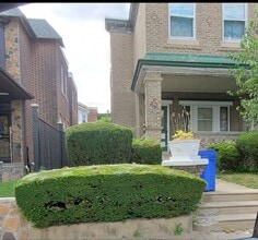 Building Photo - 606 N 64th St