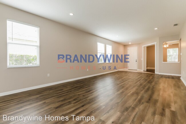 Building Photo - 3 br, 2 bath House - 1035 Clearpointe Way