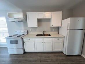 Building Photo - 6915 Avenue L