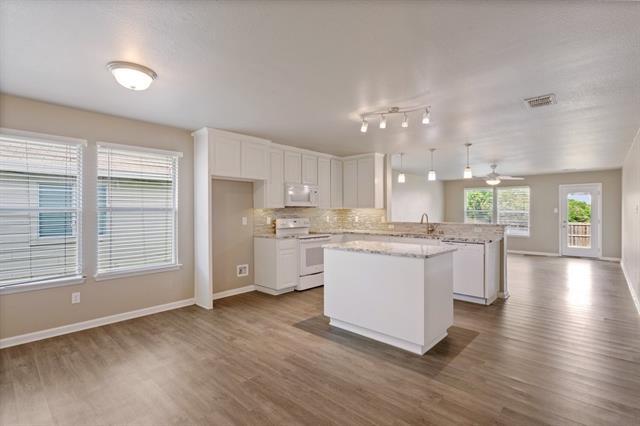 Foto del edificio - 1005 Live Oak Dr