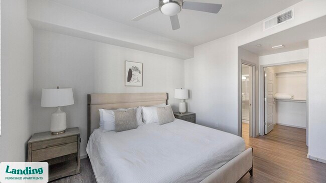 Foto del edificio - 7700 W Aspera Blvd