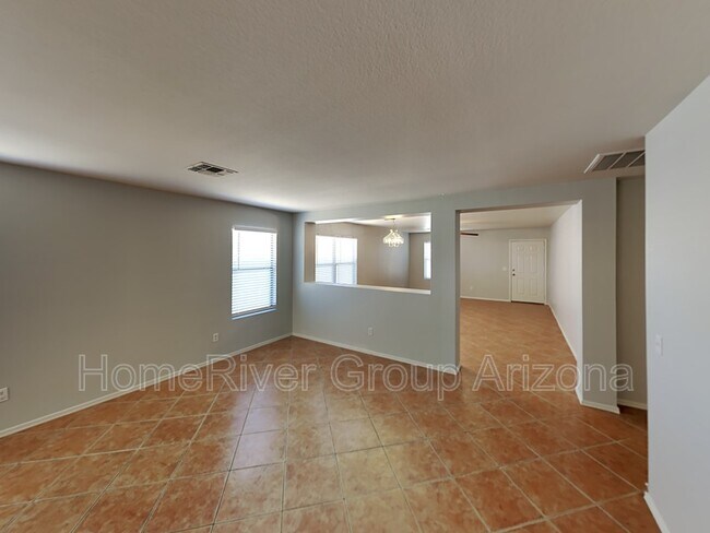 Building Photo - 12448 N B St
