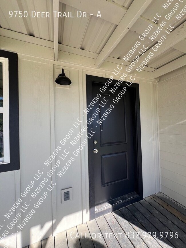 Foto del edificio - 9750 Deer Trail Dr