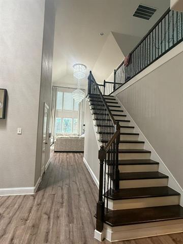 Building Photo - 15572 Yarberry Dr