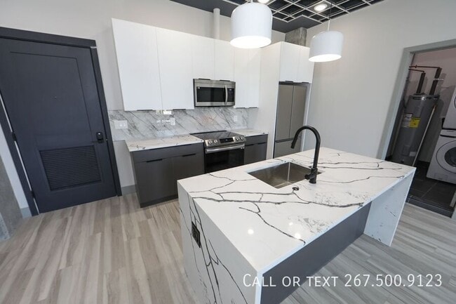 Photo - 1810 E Venango St Apartment