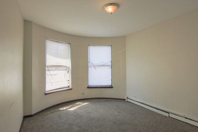 Building Photo - 362 W 59th St