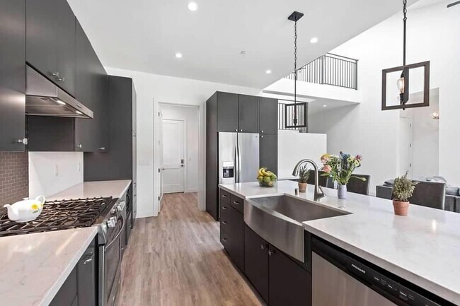 Foto del edificio - 1332 Orange Ave