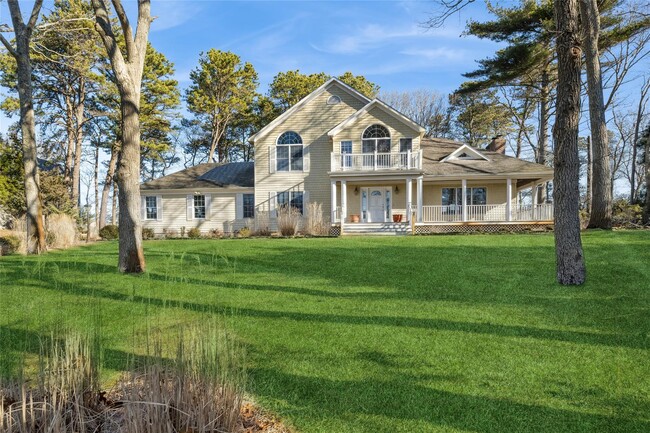 Building Photo - 8 Duckwood Ln