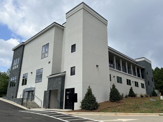 Foto del edificio - Brand New Corner Unit 2 Bed Condo in Corne...