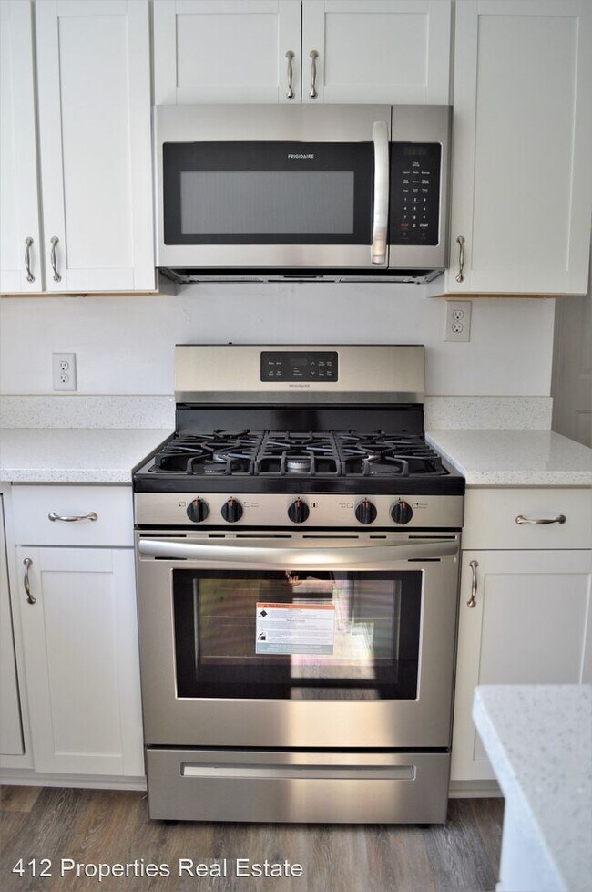 Foto del edificio - 4 br, 2.5 bath House - 1820 Larkins Way