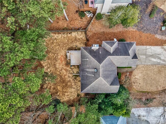 Building Photo - 2011 Town Lake Hills W