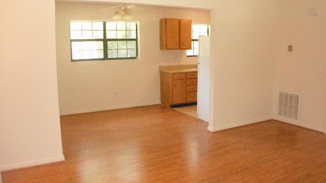 Foto del edificio - 12126 Monterey Road