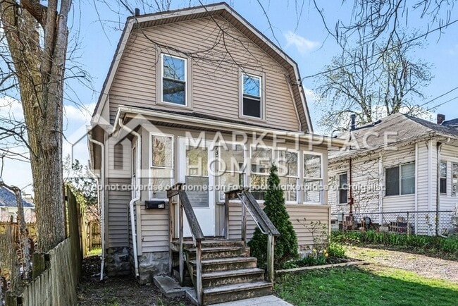 Photo - 730 Johnson Ave House
