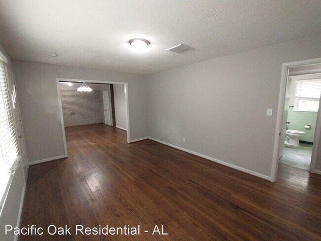 Building Photo - 3 br, 1 bath House - 239 Lake Drive Cir NE