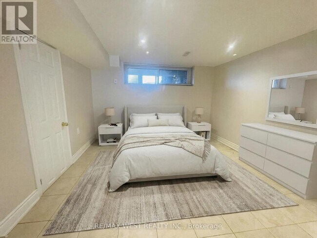 Photo du bâtiment - 25 Coronado Ct