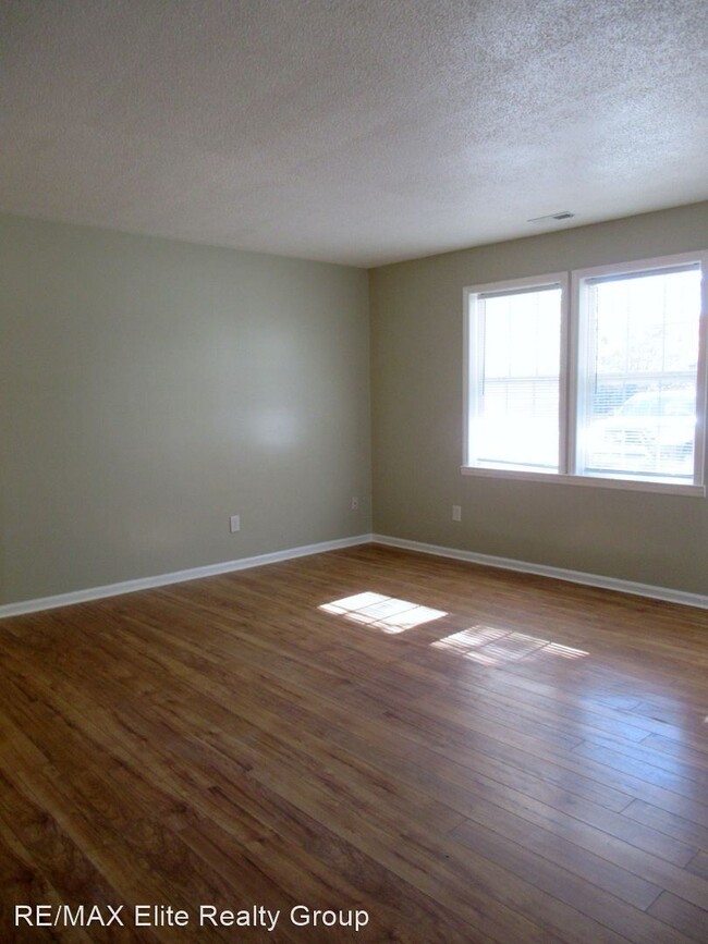 Building Photo - 3 br, 2 bath House - 102 Walnut Creek Drive