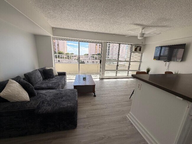Foto del edificio - 1690 Ala Moana Blvd