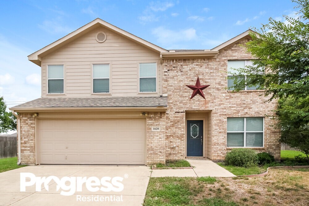1620 Palomino Ln, Krum, TX 76249 House Rental in Krum, TX