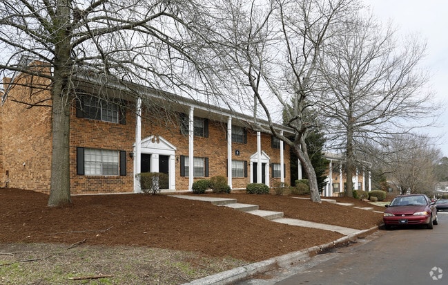 Colonial Apartments Durham