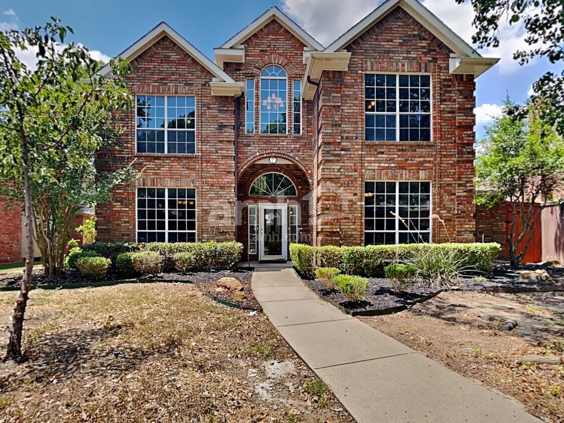 Foto principal - 2705 Tulip Drive