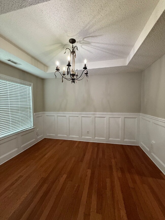 Building Photo - Spacious 4BR Home in Tyrone – Modern Layou...