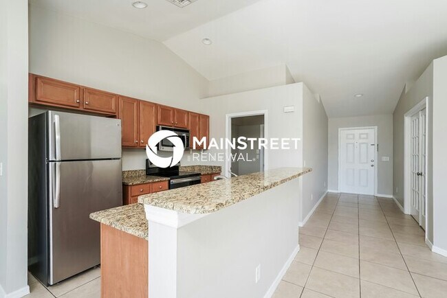 Foto del edificio - 3 Bedroom Pet-Friendly Home in LEHIGH ACRE...