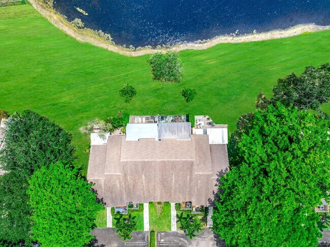 Foto del edificio - 2754 Casa Way