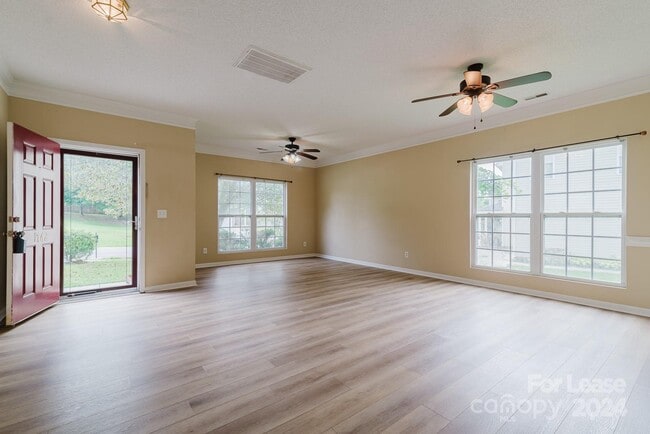 Building Photo - 1762 Canebrook Glen