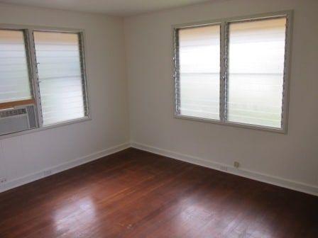Building Photo - Quiet 3 Bedroom, 2 Bath in Town