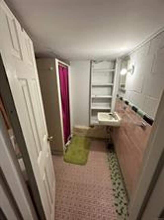 Building Photo - Charming 3 Bed/2 Bath Home in Montgomery - $1425/mo