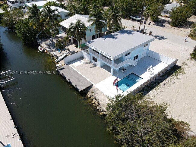 Foto del edificio - 27346 Martinique Ln