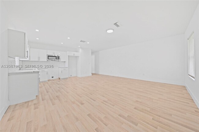 Foto del edificio - 1020 NW 29th St