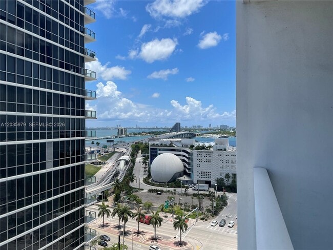 Building Photo - 1040 Biscayne Blvd