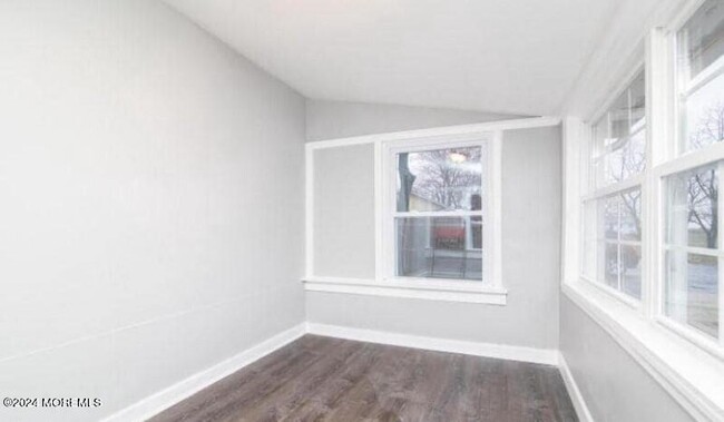 Building Photo - 123 Manners Rd