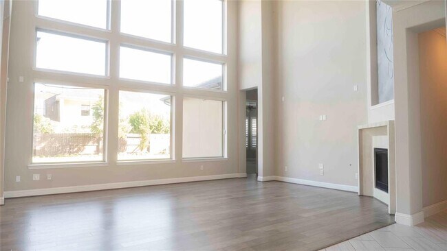 Building Photo - 6411 Tarrion Bay Ln
