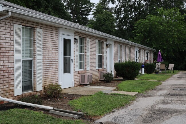 Building Photo - Riverview Apartments