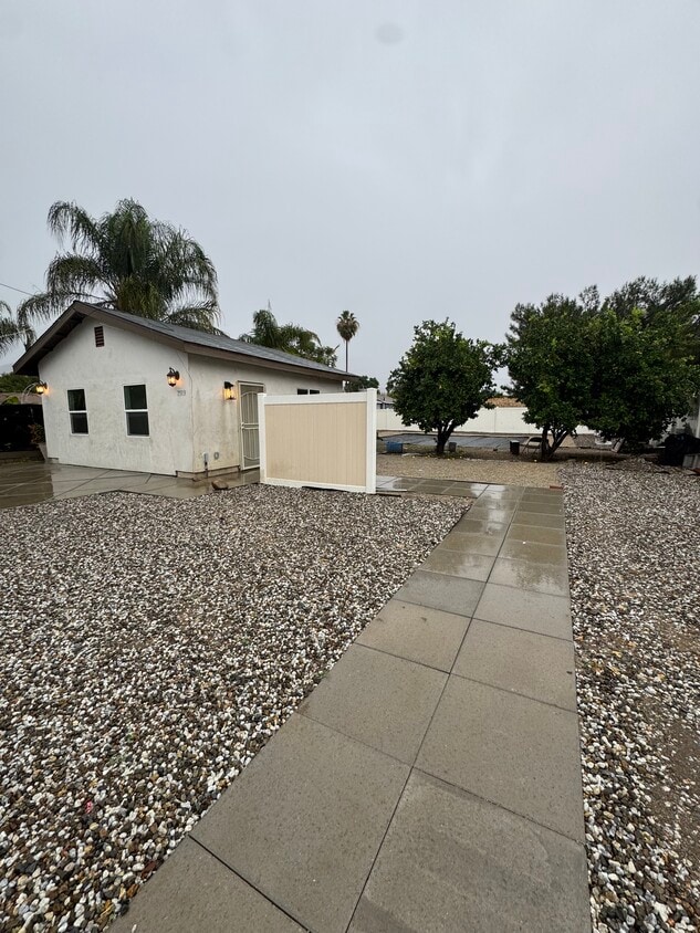 Photo - 7513 Valaria Dr (Highland, CA)