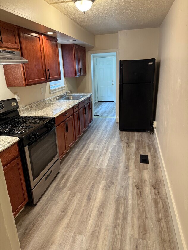 Foto principal - 27 E Chestnut St