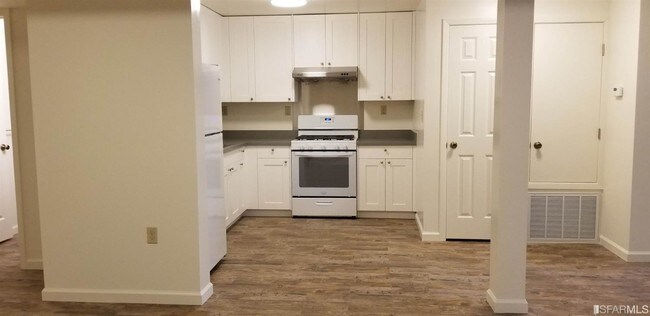 Foto del edificio - 1372 22nd Ave