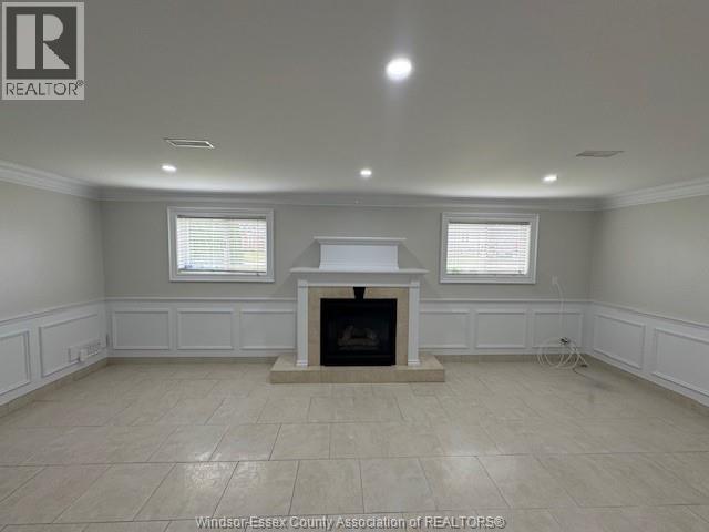 Photo du bâtiment - 46 Indiana Pl