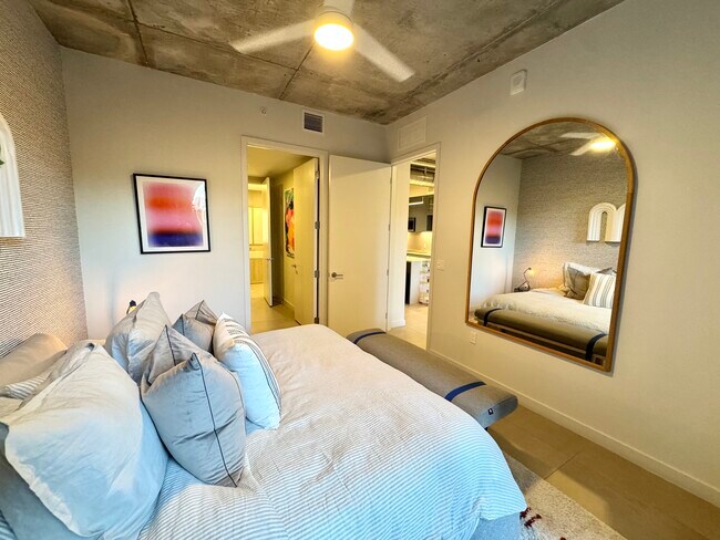 Building Photo - 1941 NW 3rd Ave