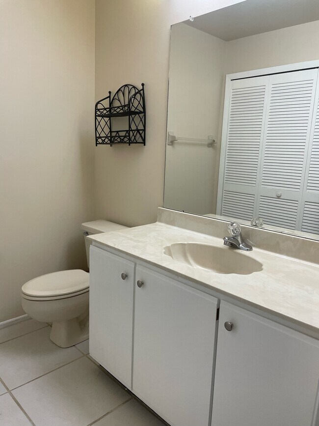 Foto del edificio - 11674 Pointe Cir