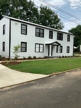 Building Photo - 108 Myrtle Dr