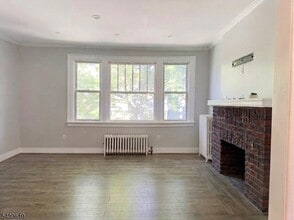 Building Photo - 126 Vassar Ave