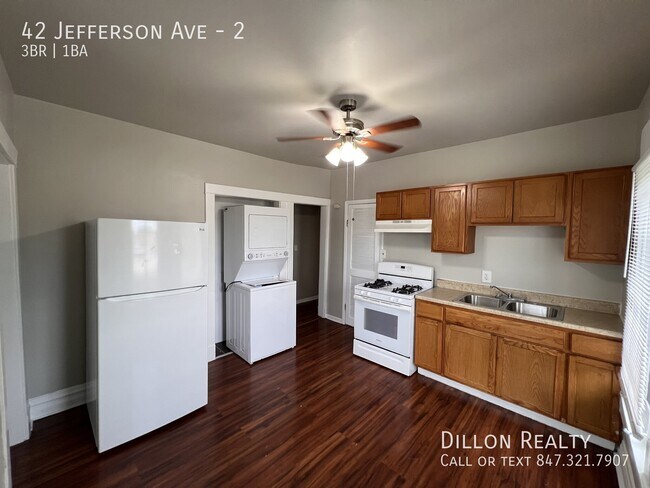 Foto del edificio - 42 Jefferson Ave