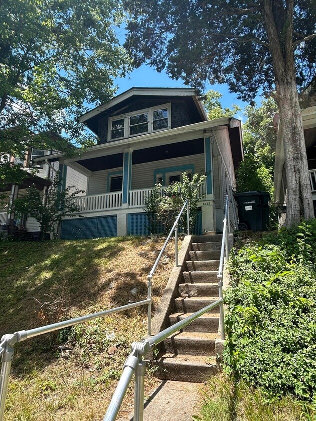 Primary Photo - 1023 Kingston Pl