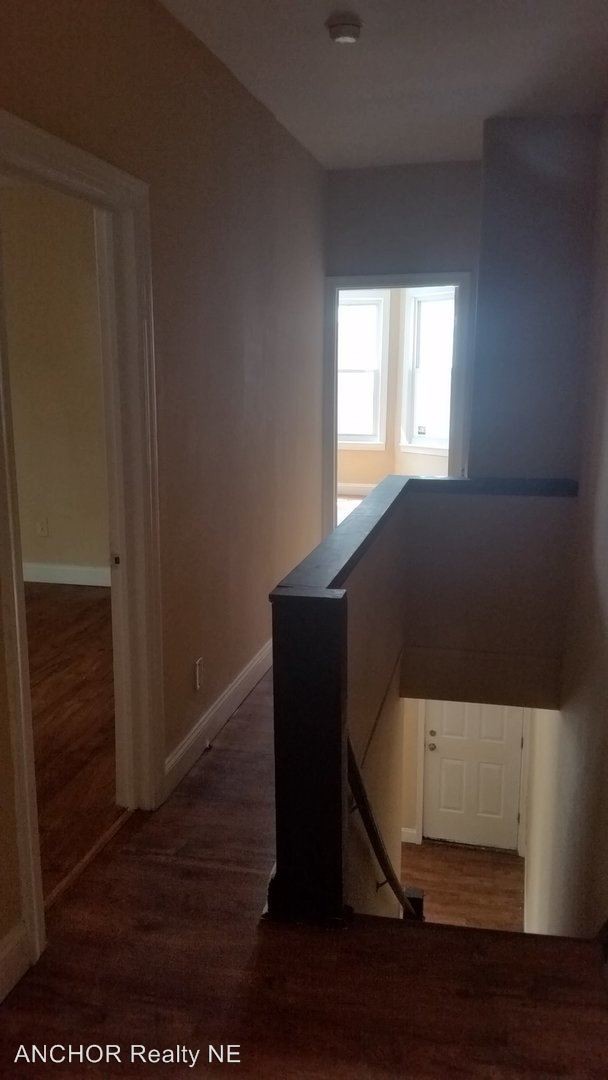 Building Photo - 3 br, 1 bath House - 1829 S. Alden St.